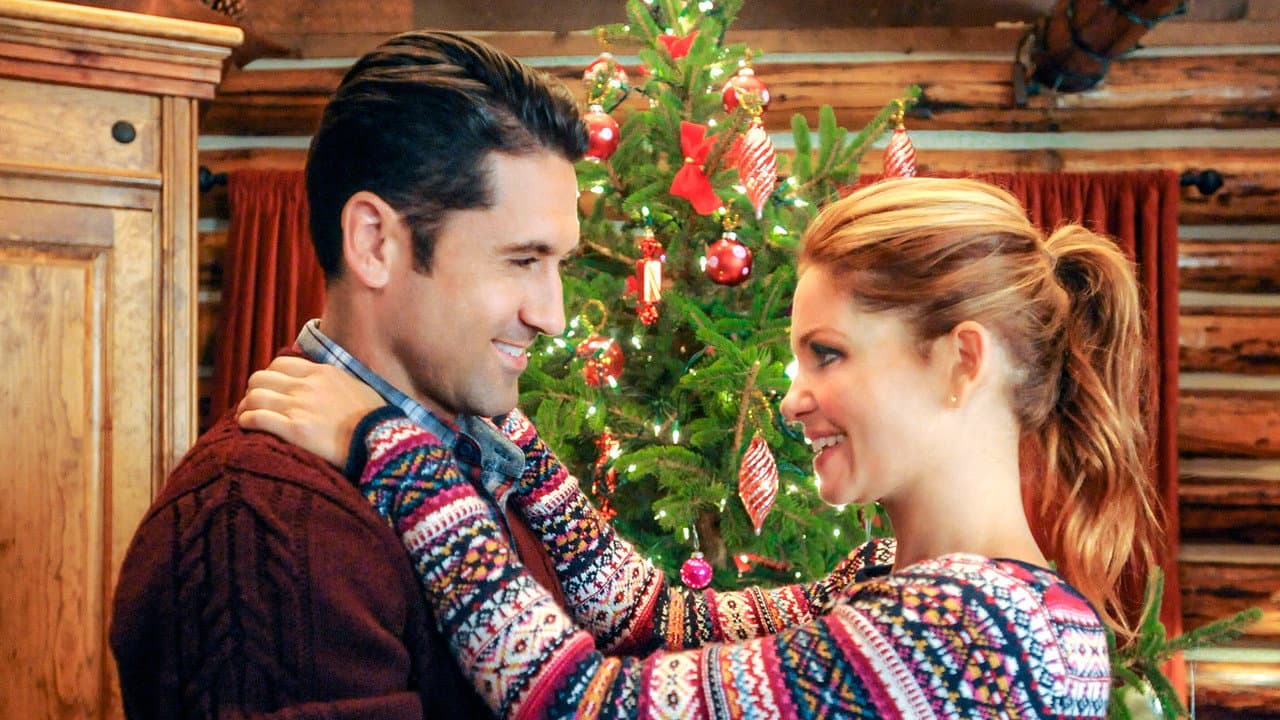 Christmas Under Wraps still 4