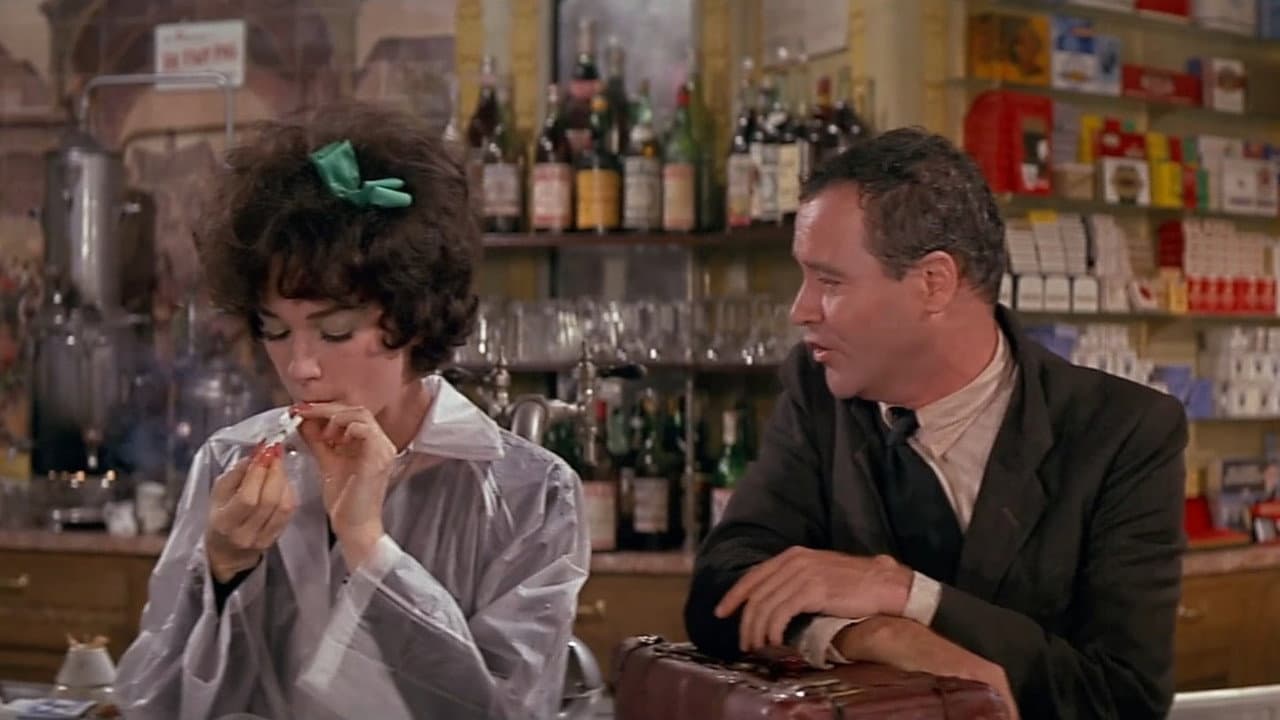 Irma la Douce still 3