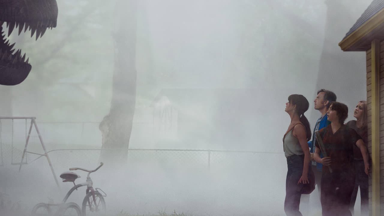 End of Oak Street (2026) Review | Mitchell's Dark Vision still 3