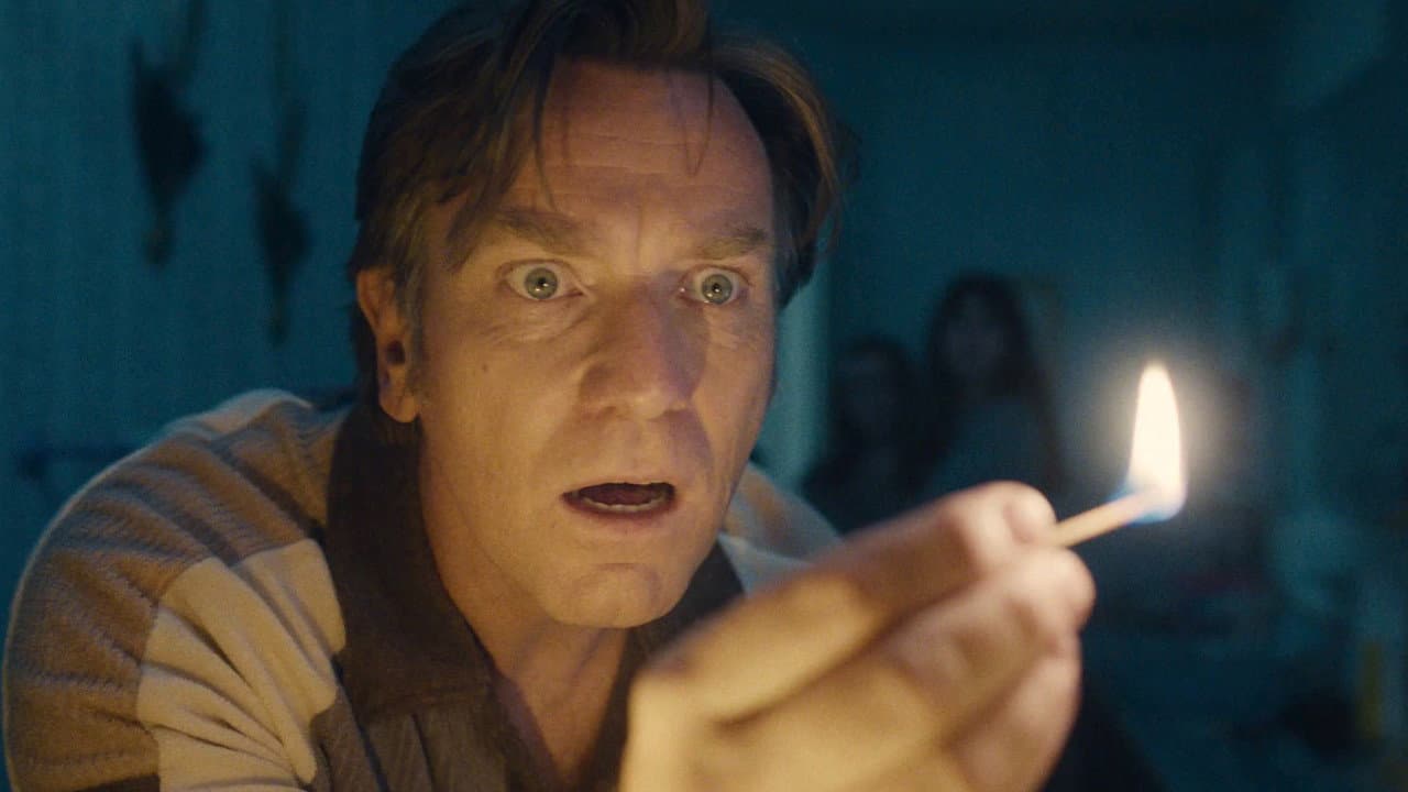End of Oak Street (2026) Review | Mitchell's Dark Vision still 7