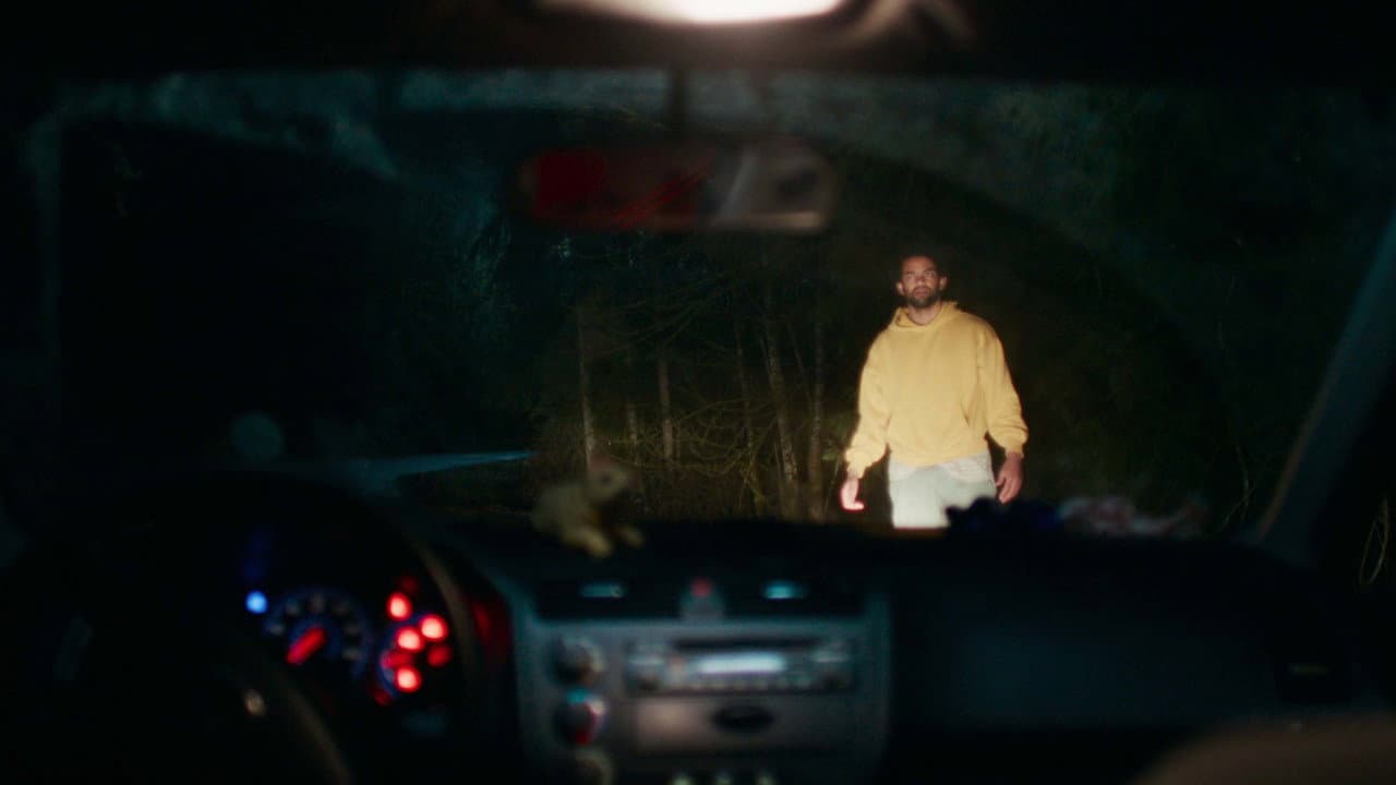 Passenger (2023) Movie Review: Tense & Uneven still 6
